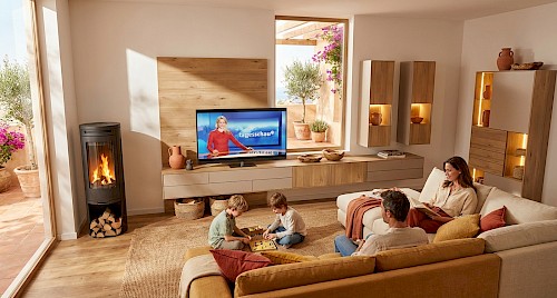 Anrei Puro Wohnwand mit Sideboard und Vitrine in Asteiche und Farbglas